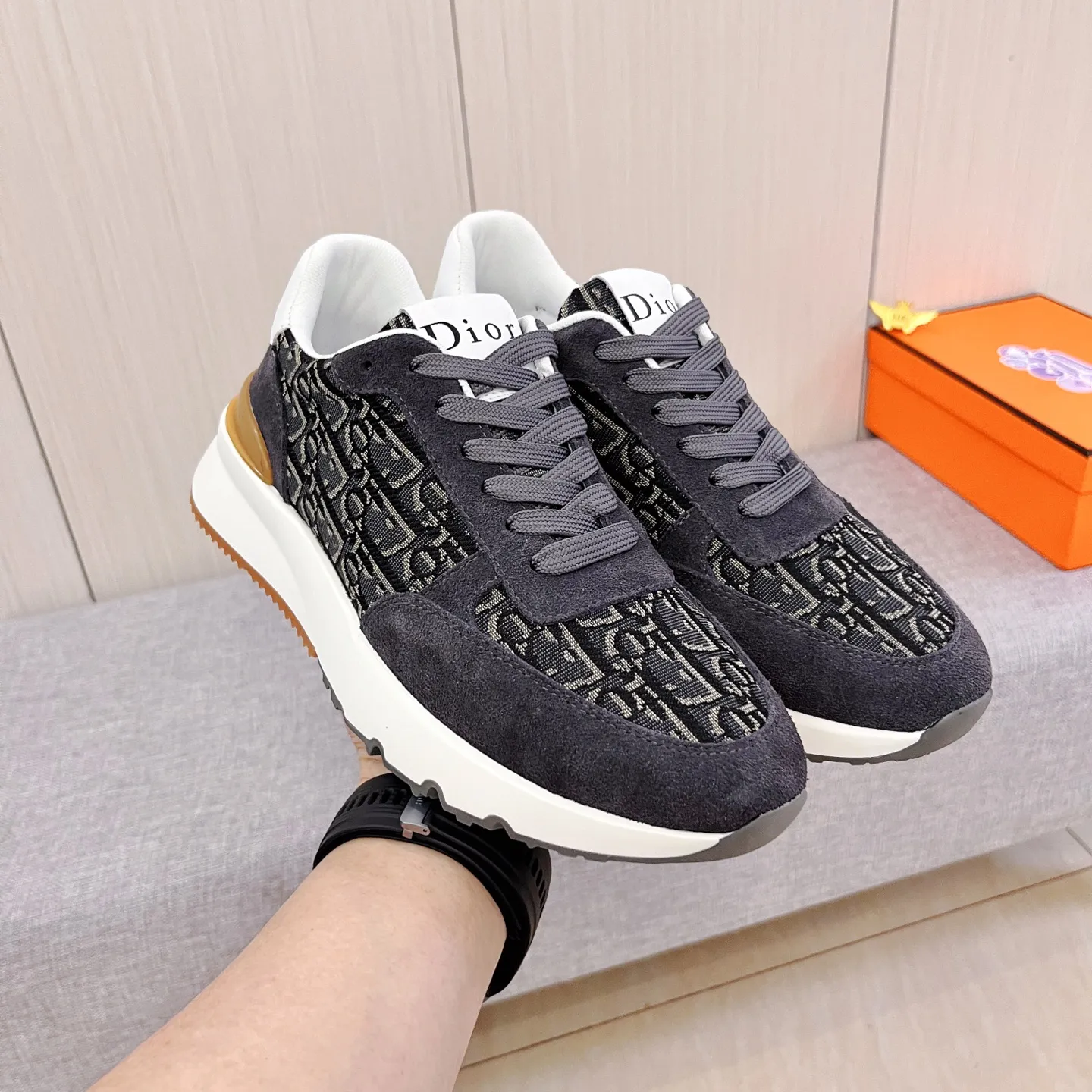 Men's men's shoes💰 460 men's shoes💰[Dior]🔥Men's high-end brand of shoes official website 1:1 latest masterpiece: the upper is made of Italian imported first-layer cowhide with a comfortable and breathable lining➕original non-slip and wear-resistant outsole🔥, making walking more convenient and comfortable! An exclusive new model, a stunning work, a beautiful 1:1 replica [color] compared to the official quality! Create a fashionable personality to set off your uniqueness! A must-have for trendy men! Classic🔥Size: 38-44 Color: 🔥Multiple colors available🔥.
